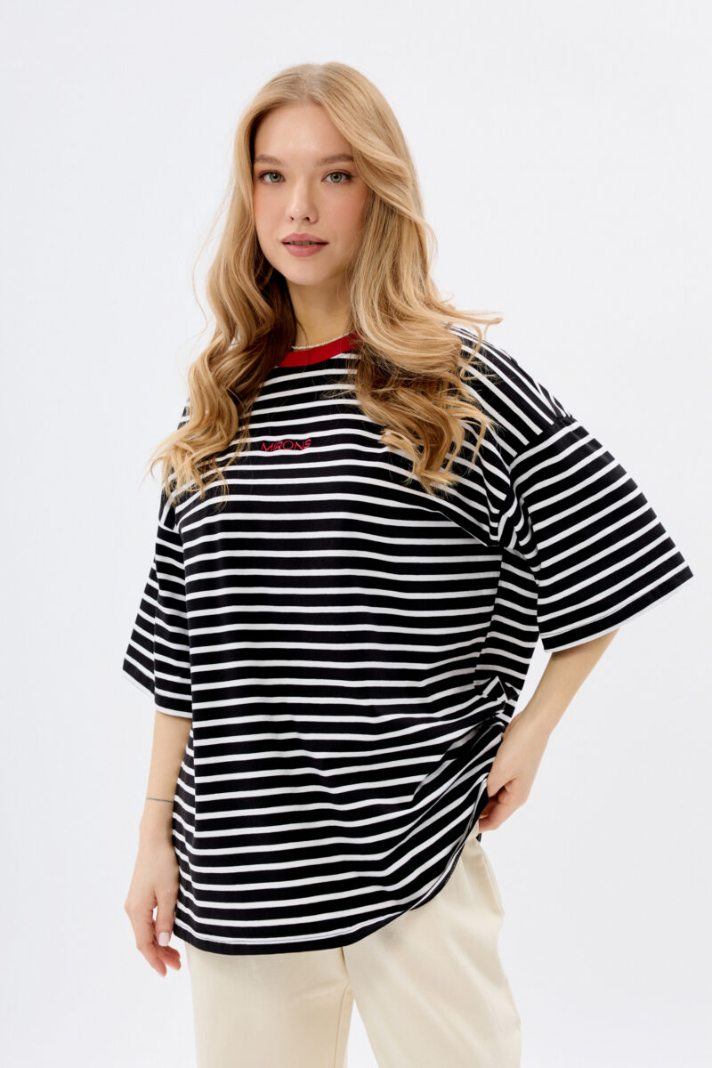 T-shirt Black Stripes Red