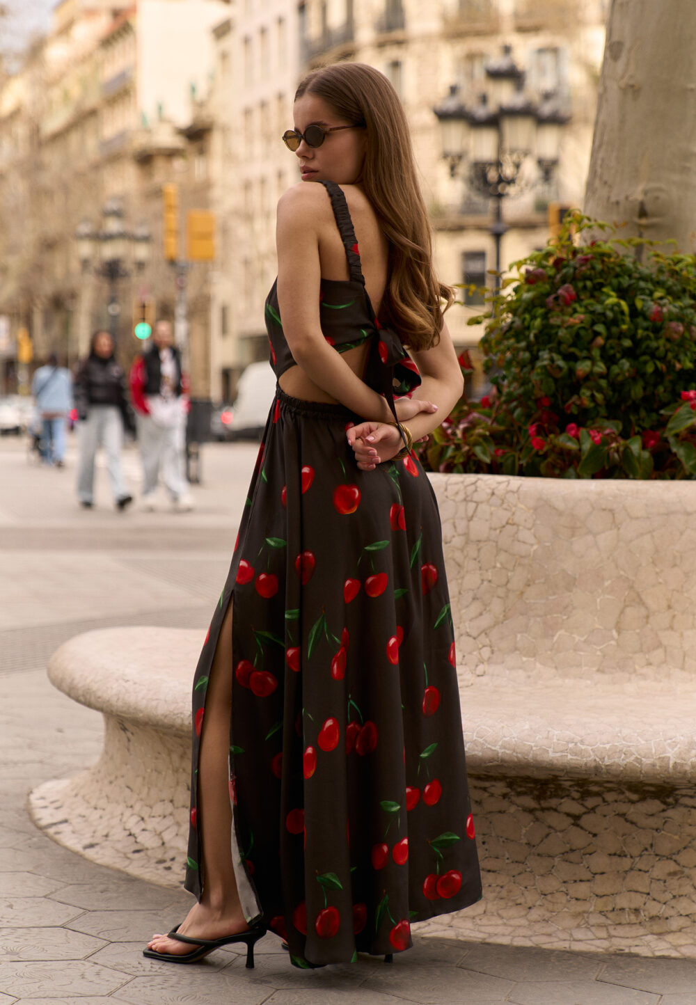 veronique-black-cherry