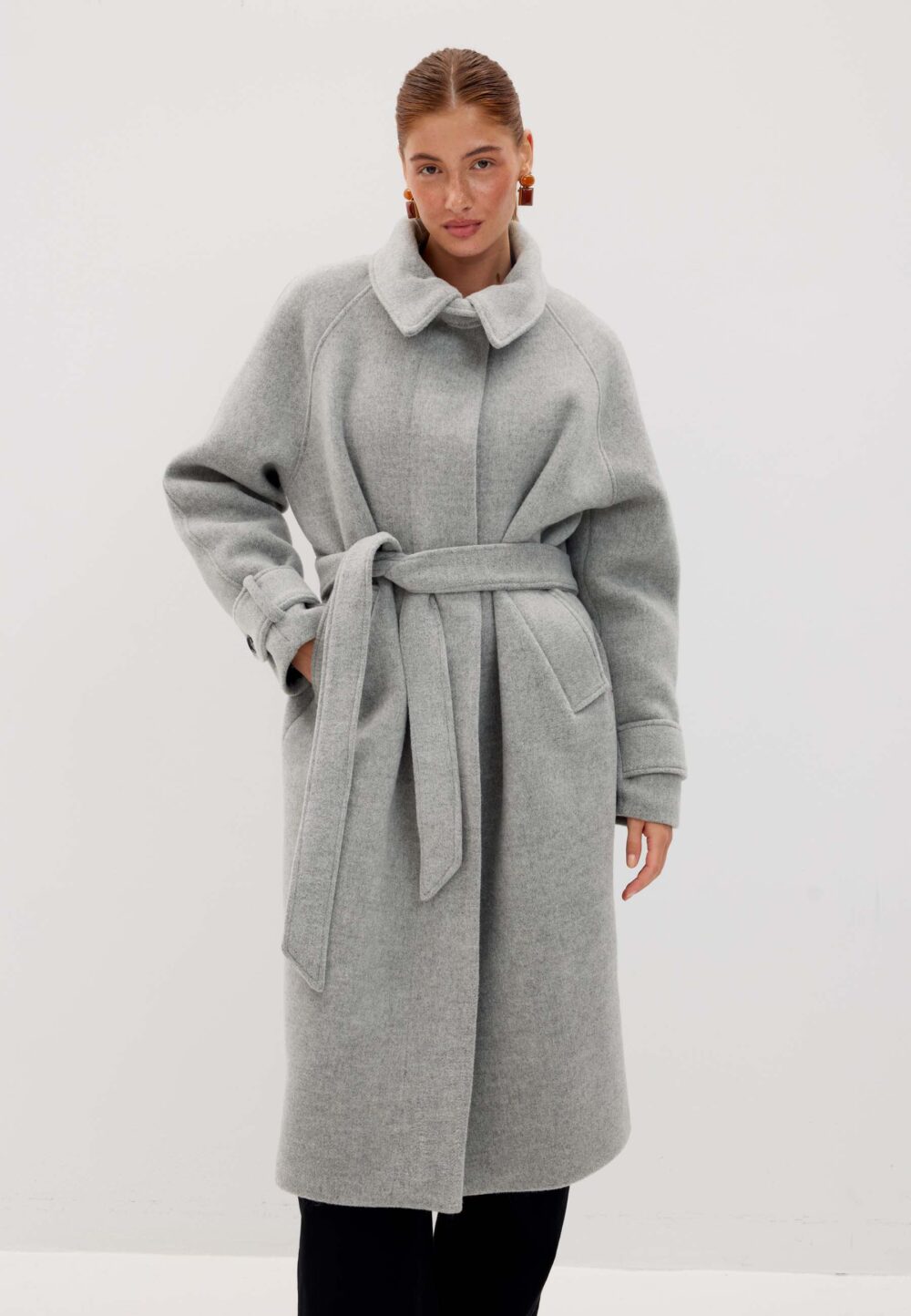 Coat 06. Light Grey