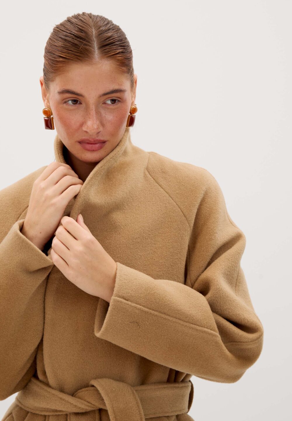 Coat 04. Beige