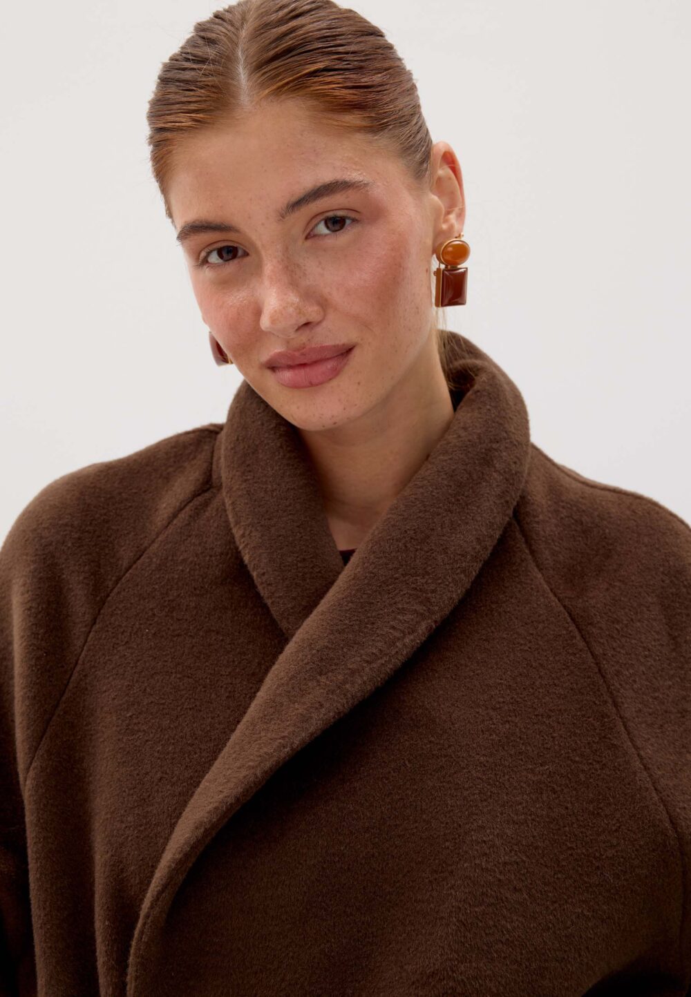 Coat 04. Brown